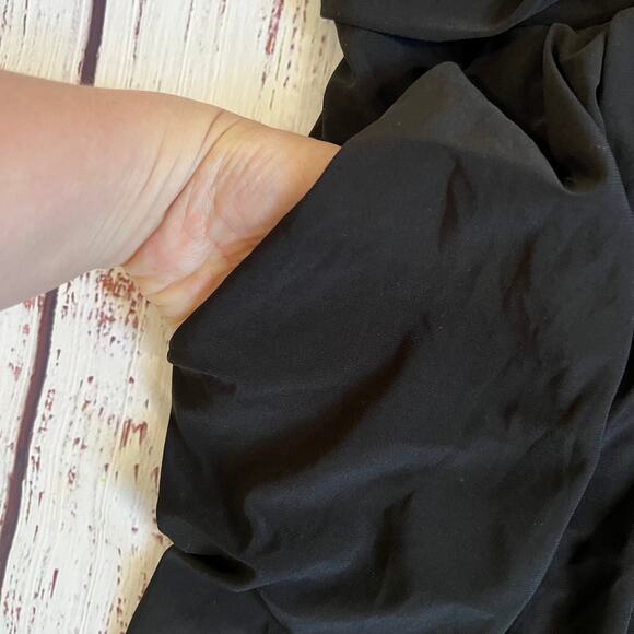 Just For Wraps Black Dress with Pockets Size Small Pre-Loved - Picture 7 of 7